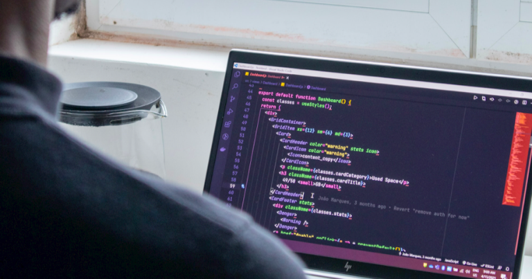 differences between class and functional components